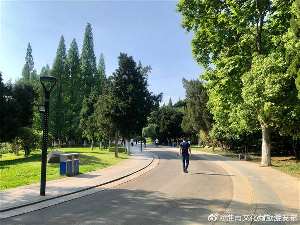 【圖說(shuō)淮南】——綠樹(shù)陰濃夏日長(zhǎng)，樓臺(tái)倒影入池塘